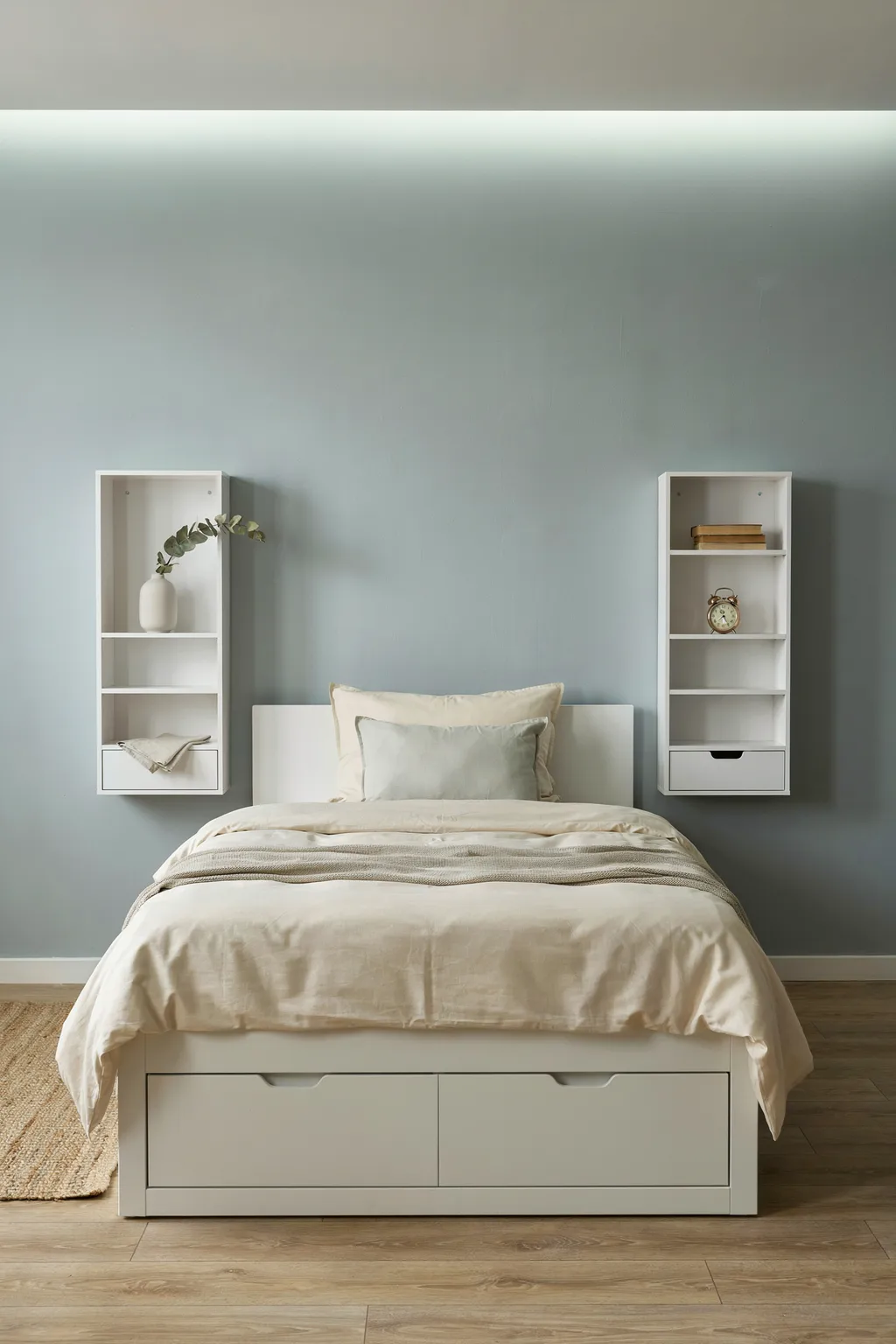 Built-In Storage for a Clutter-Free Bedroom