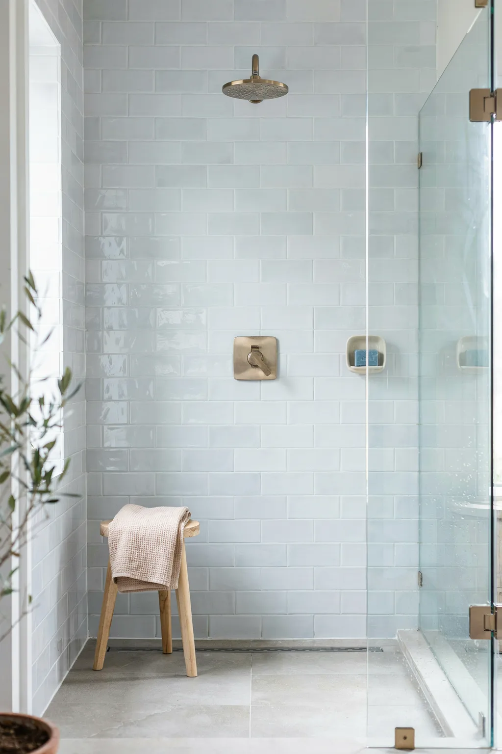 Sun-Washed Blue Shower, Easy Calm