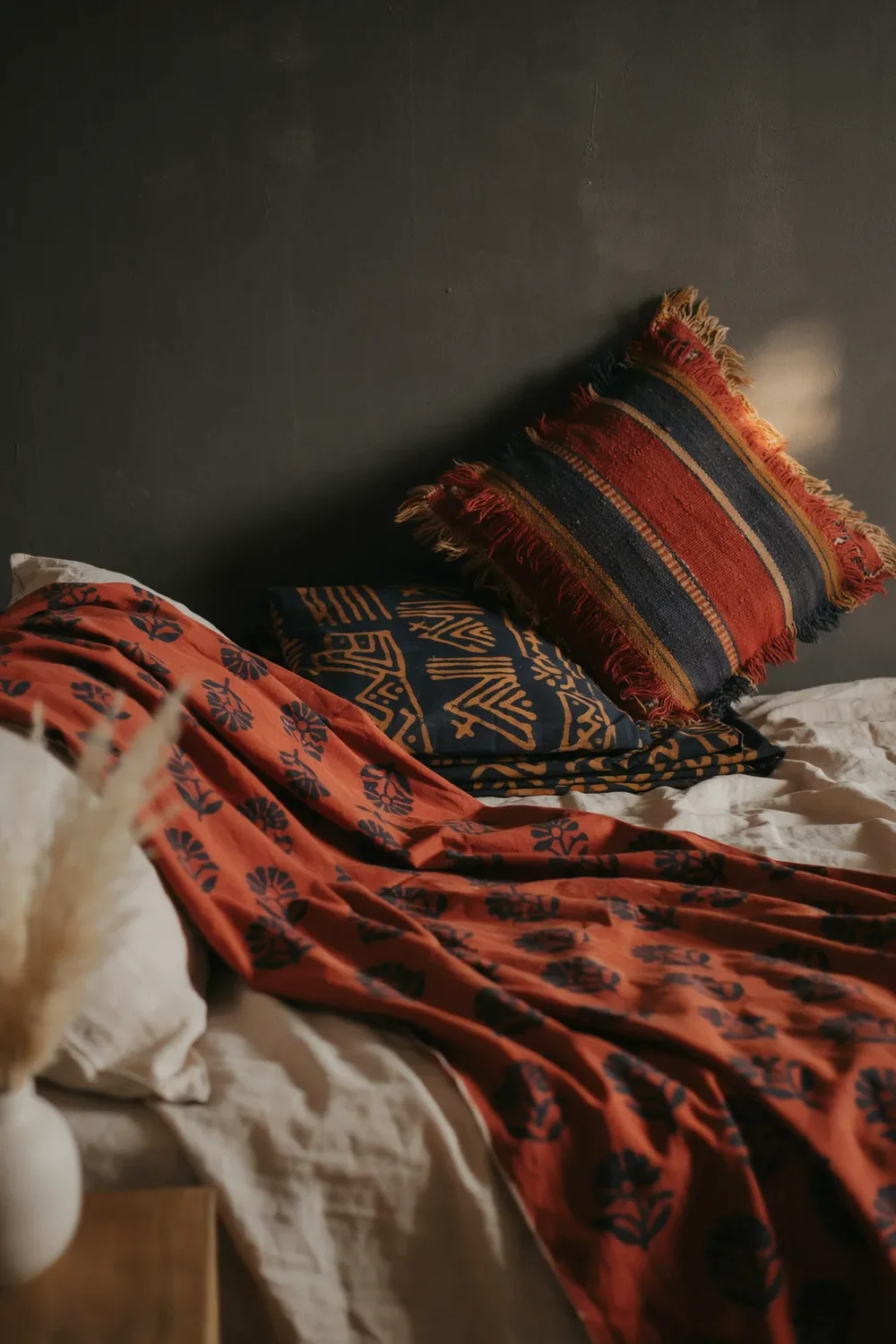 Mix Global Textiles Without Clashing
