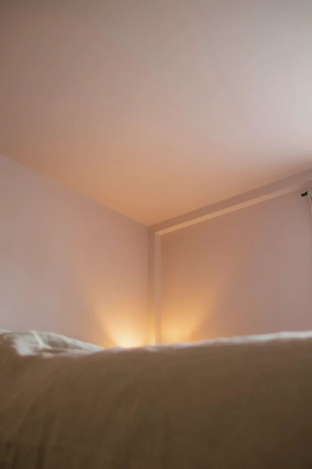 Paper the Ceiling Pale Pink for a Warm Glow