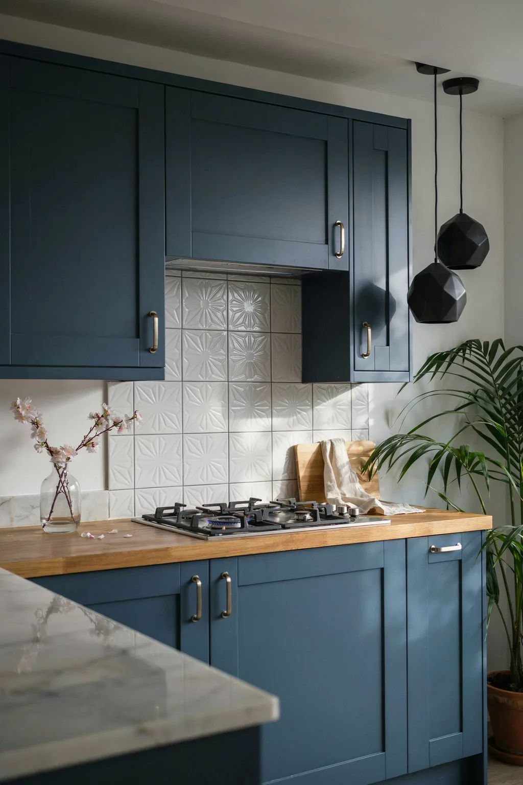 Geometric Tile Splashback Kitchen Ideas