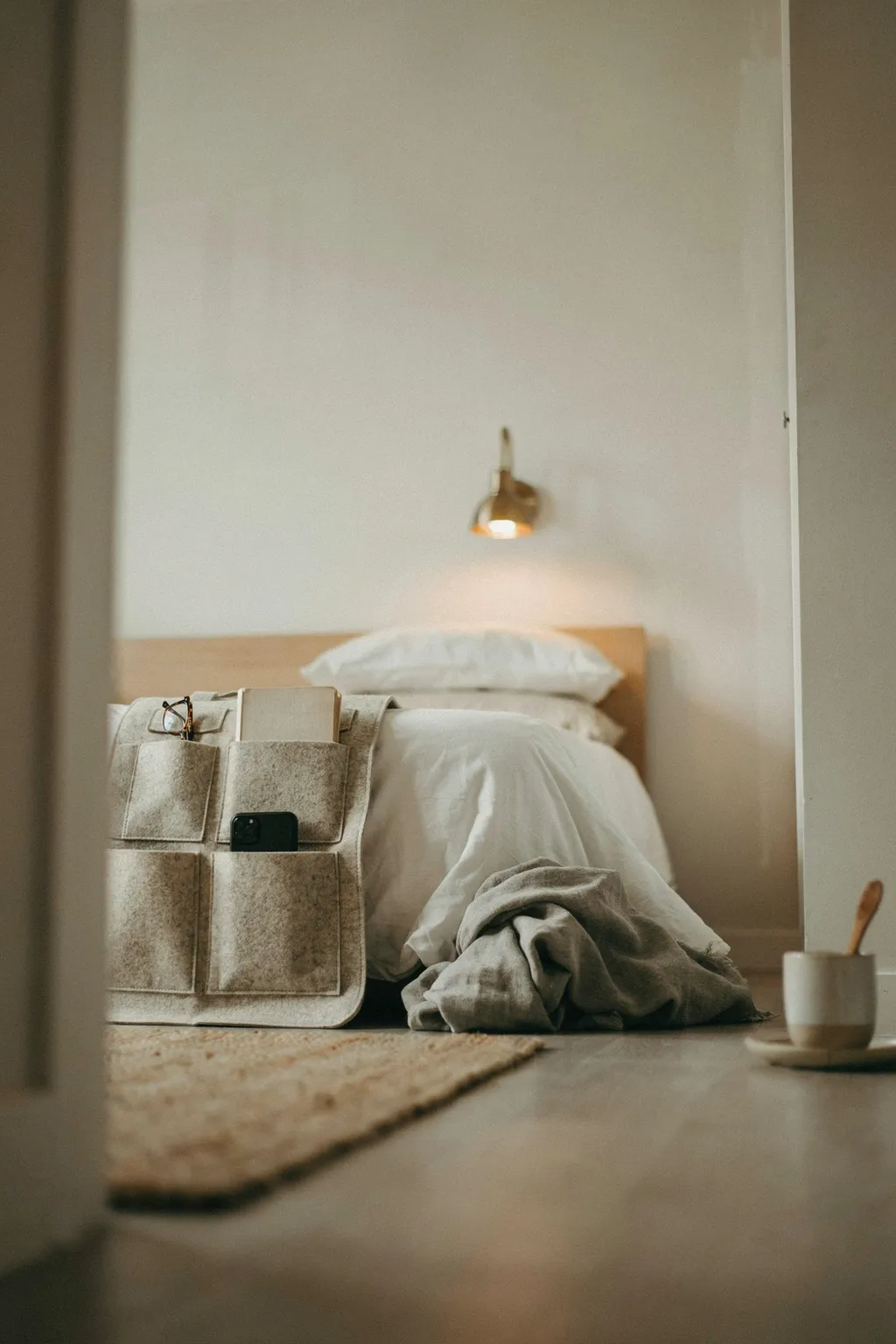 Bed-Rail Caddy For No-Space Bedrooms