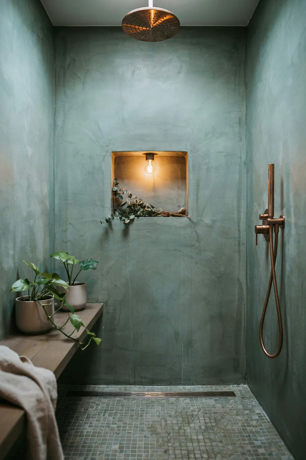Green Tadelakt Copper Spa Shower