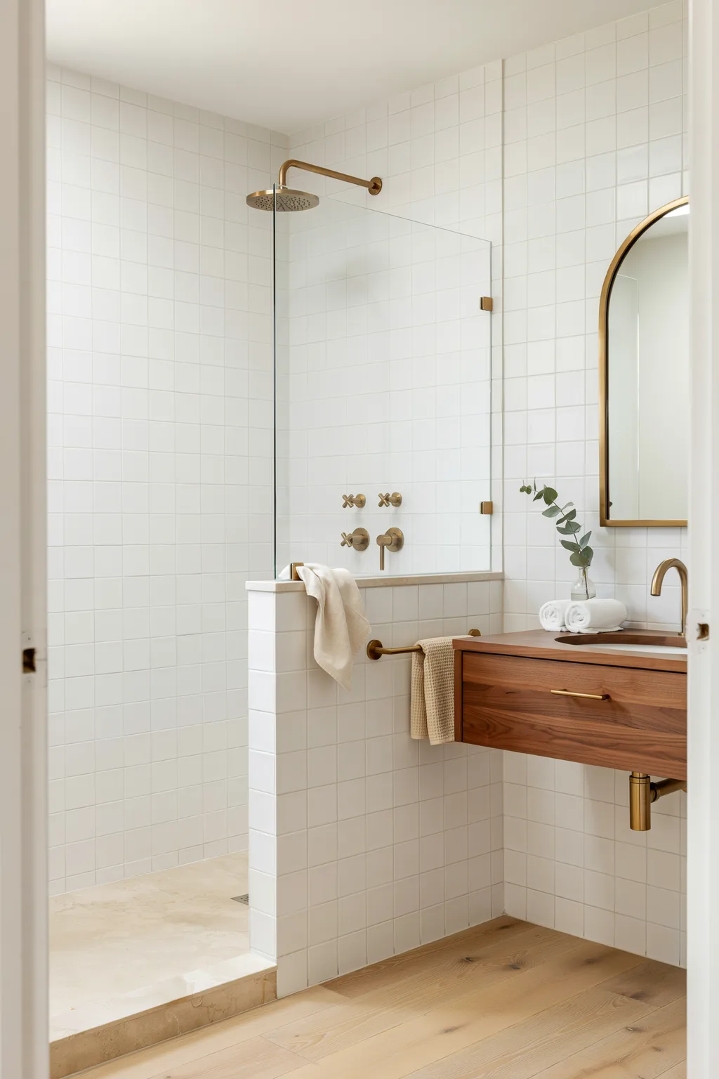 Balance Privacy and Light With a Half Wall
