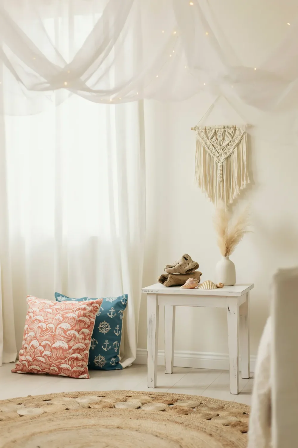 Coastal Canopy Bedroom Idea for a Breezy Summer Feel
